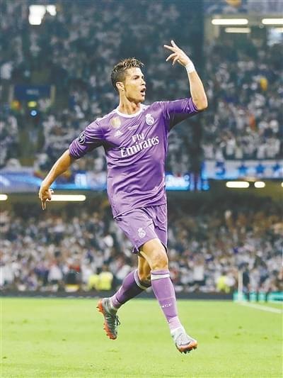 破门, 巴赫, 连追两球 破门, 巴赫, 连追两球