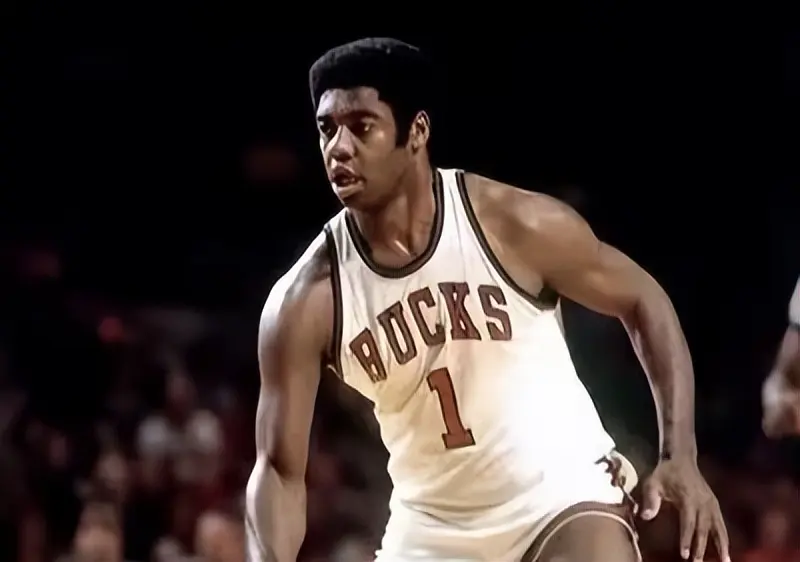 次单场, 威少这个球